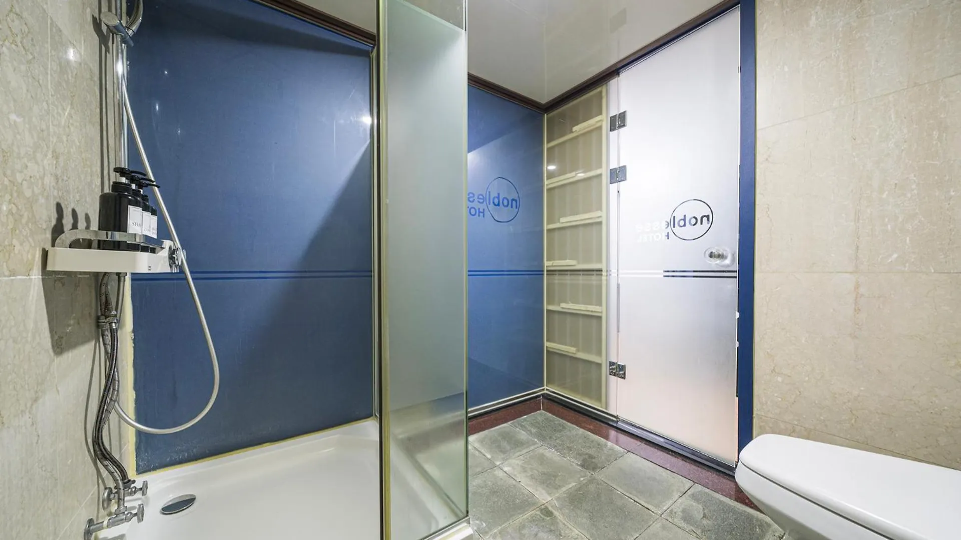 Noblesse Hotel Jeju 3*,  Corea del Sud