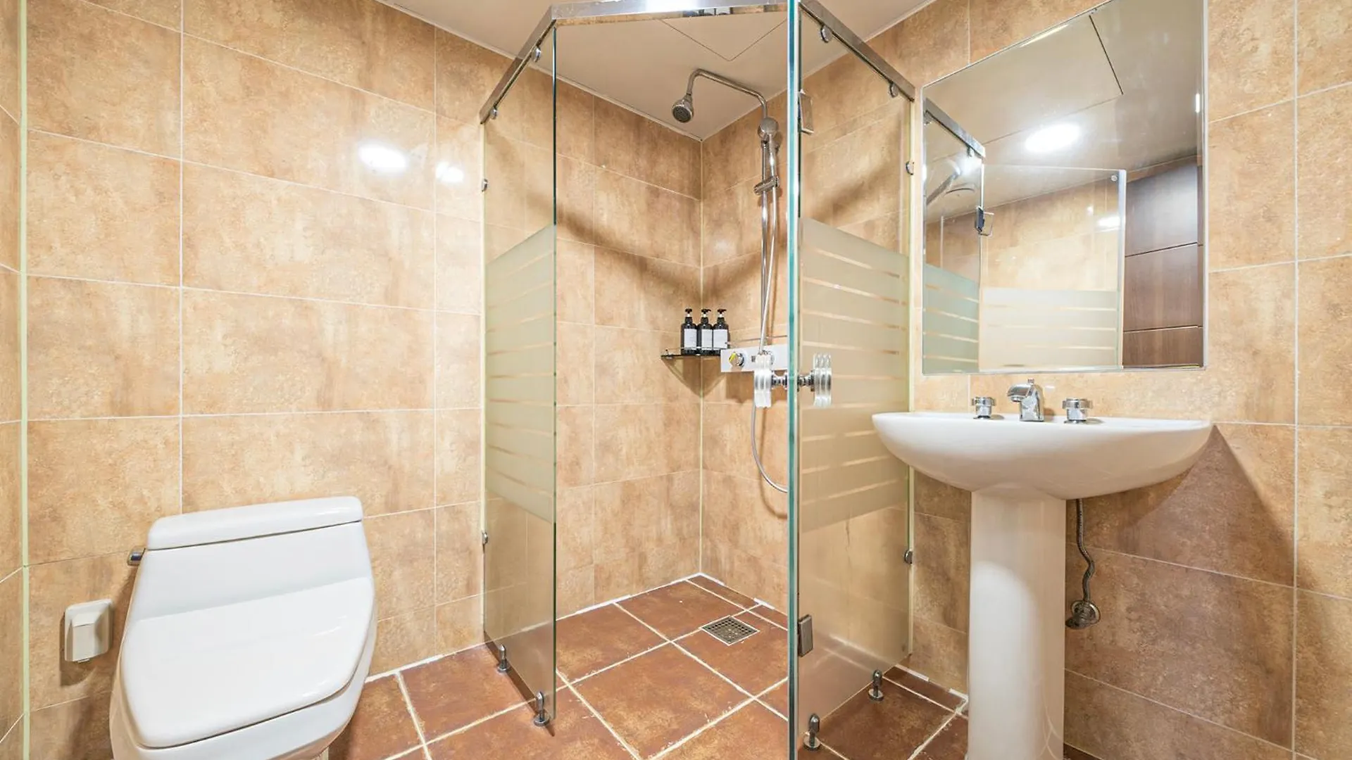 Noblesse Hotel Τζέτζου 3*,