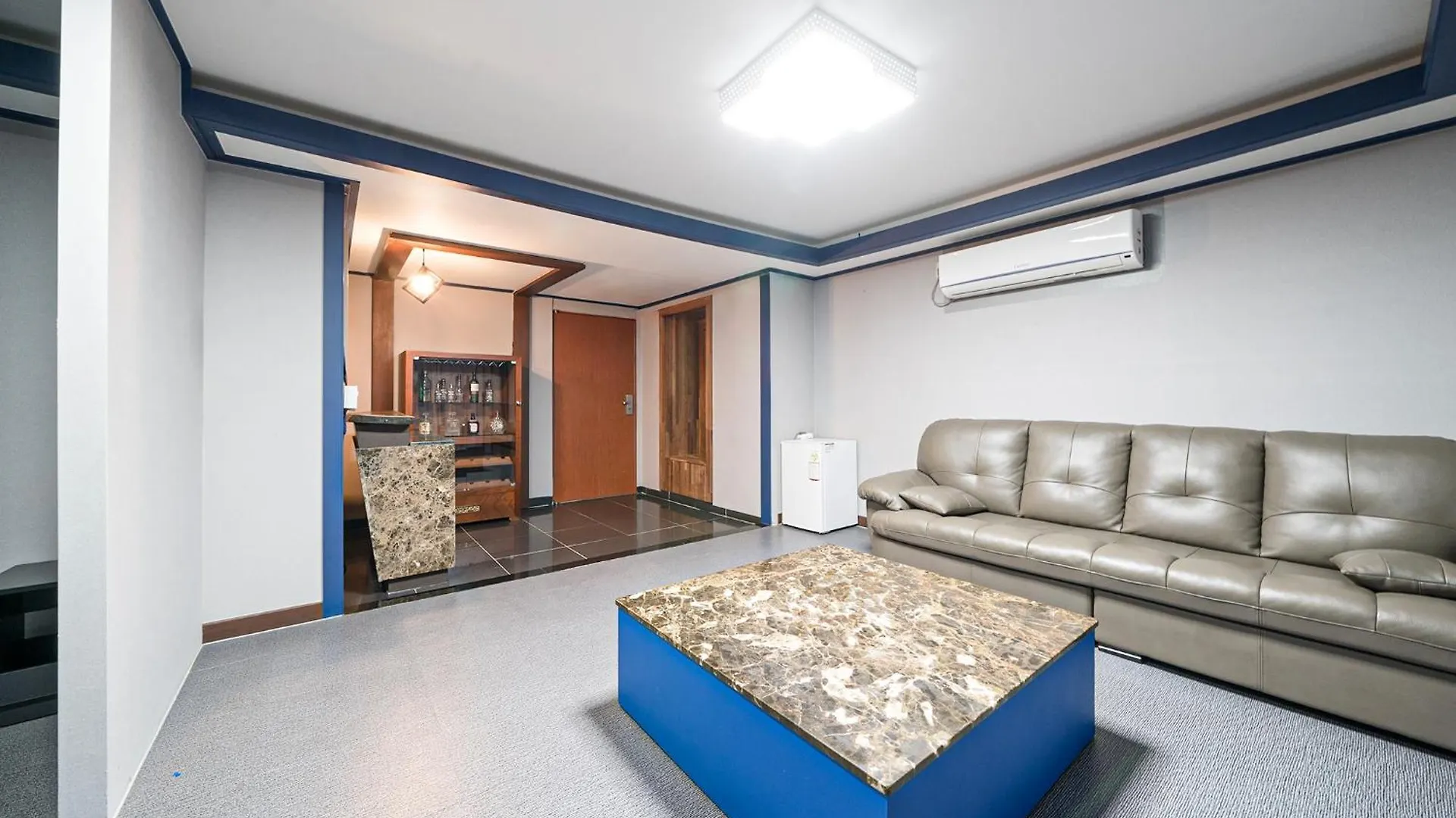 Noblesse Hotel Τζέτζου 3*,  Νότια Κορέα