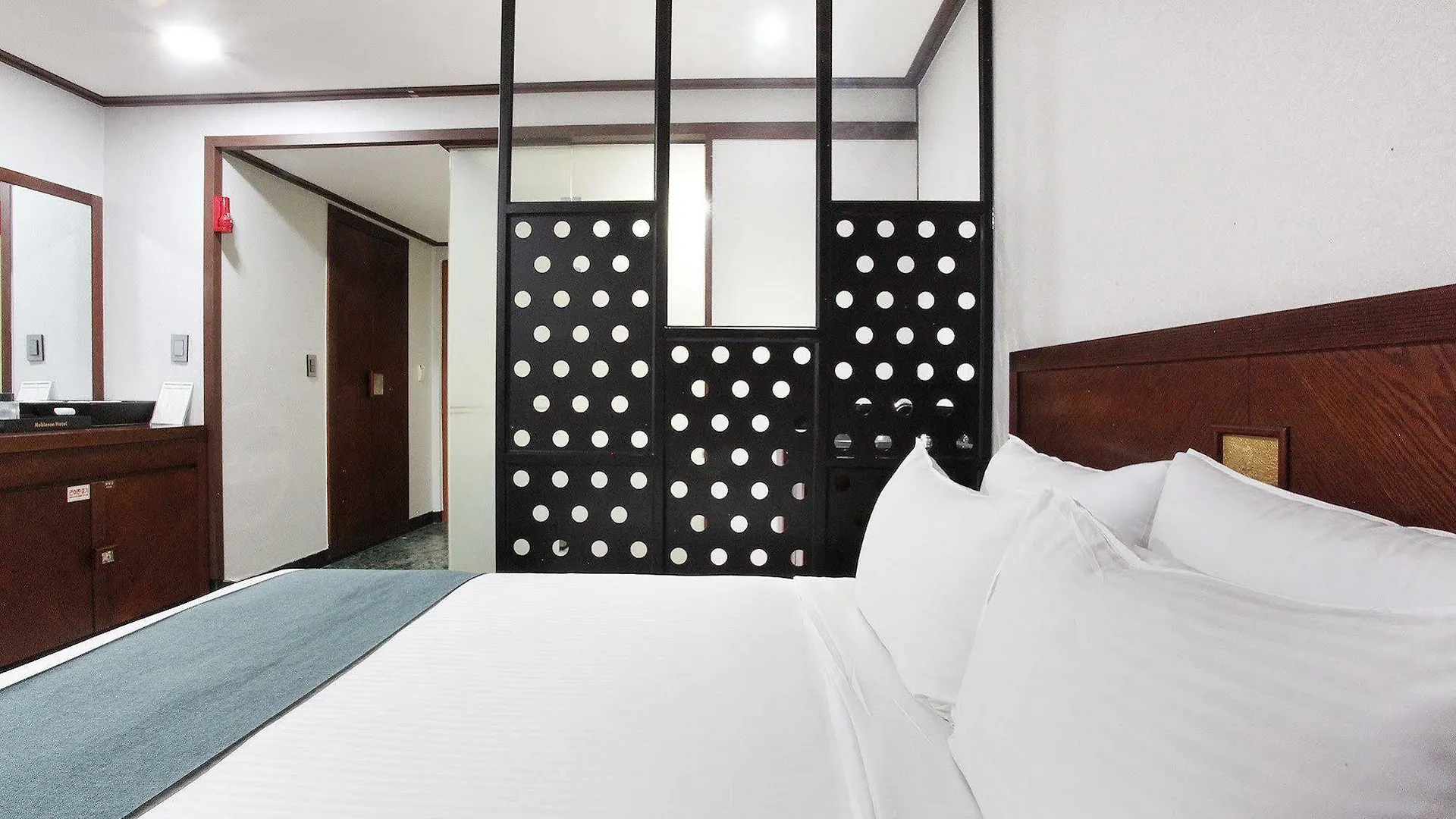 Noblesse Hotel Τζέτζου